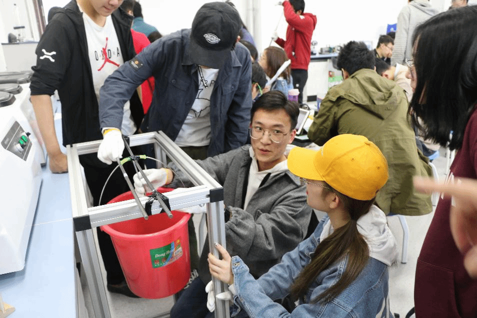 图片新 图片新